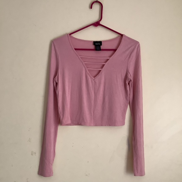 NWOT Pink Top - Picture 2 of 8